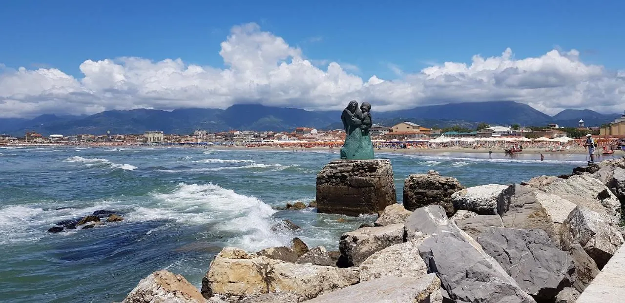 Apartments B&B Viareggio