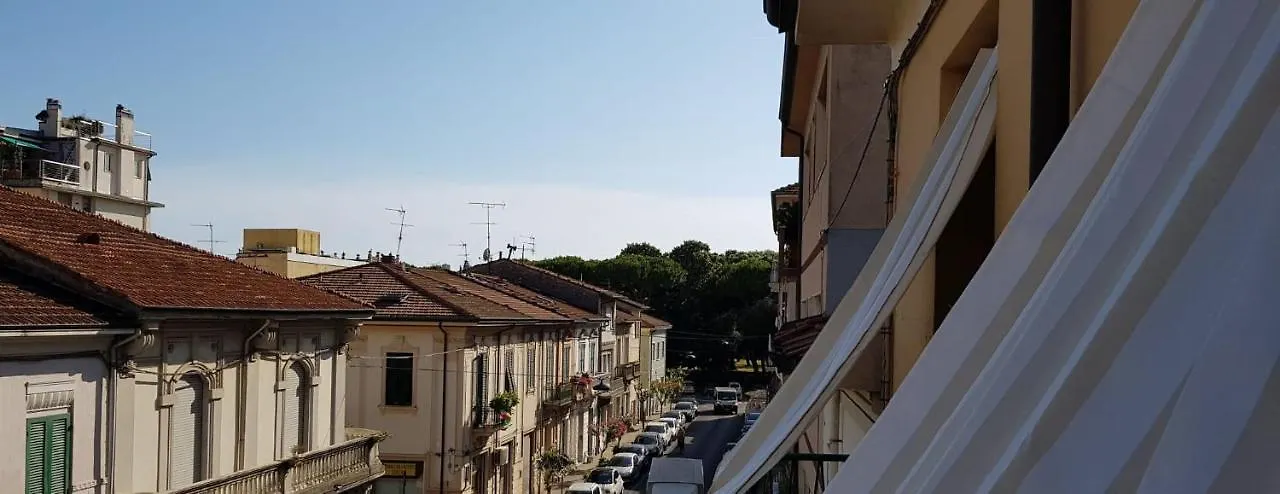 Apartments B&B Viareggio 0*,  Italy